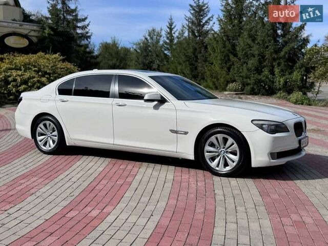 Белый БМВ 7 Серия, объемом двигателя 2.98 л и пробегом 272 тыс. км за 10999 $, фото 4 на Automoto.ua