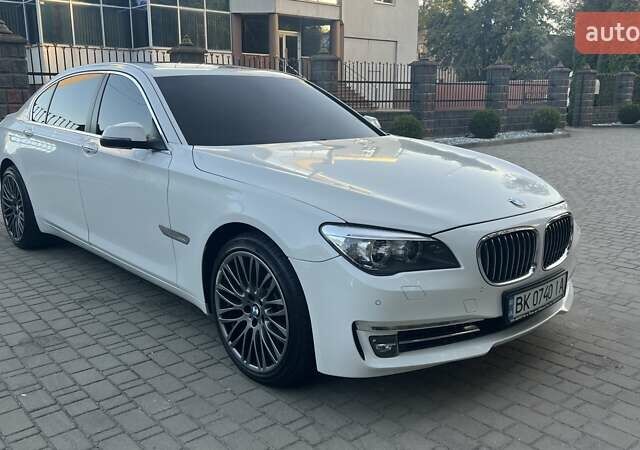 Белый БМВ 7 Серия, объемом двигателя 2.98 л и пробегом 199 тыс. км за 13500 $, фото 11 на Automoto.ua