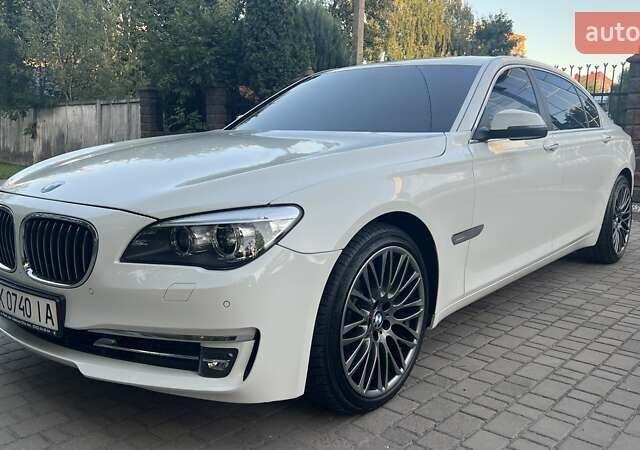 Белый БМВ 7 Серия, объемом двигателя 2.98 л и пробегом 199 тыс. км за 13500 $, фото 13 на Automoto.ua