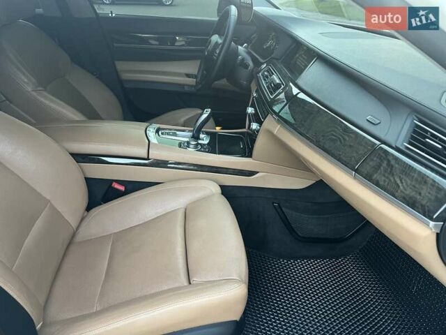 Белый БМВ 7 Серия, объемом двигателя 2.98 л и пробегом 199 тыс. км за 13500 $, фото 30 на Automoto.ua