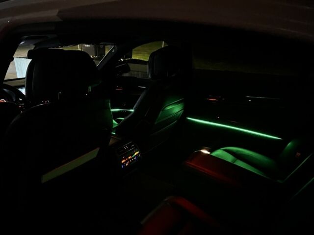 Белый БМВ 7 Серия, объемом двигателя 3 л и пробегом 1 тыс. км за 17500 $, фото 5 на Automoto.ua