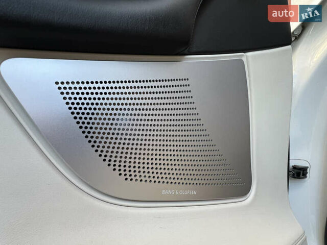 Белый БМВ 7 Серия, объемом двигателя 3 л и пробегом 230 тыс. км за 21400 $, фото 54 на Automoto.ua