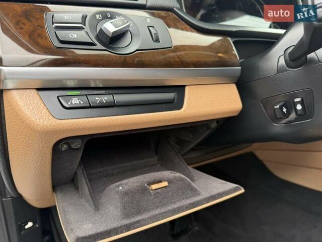 Білий БМВ 7 Серія, об'ємом двигуна 2.99 л та пробігом 195 тис. км за 22500 $, фото 30 на Automoto.ua