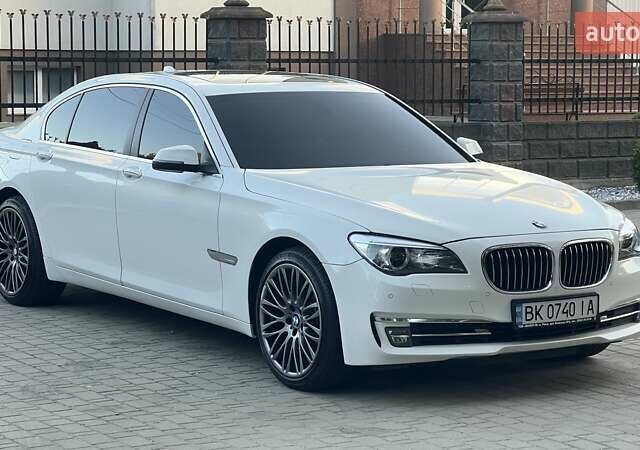 Белый БМВ 7 Серия, объемом двигателя 2.98 л и пробегом 199 тыс. км за 13500 $, фото 17 на Automoto.ua