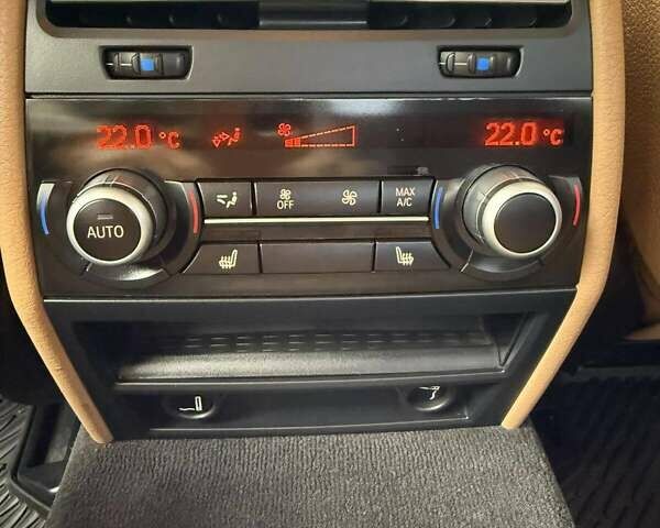 Білий БМВ 7 Серія, об'ємом двигуна 2.99 л та пробігом 195 тис. км за 22500 $, фото 55 на Automoto.ua