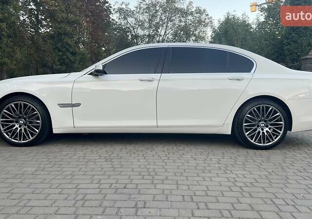 Белый БМВ 7 Серия, объемом двигателя 2.98 л и пробегом 199 тыс. км за 13500 $, фото 45 на Automoto.ua