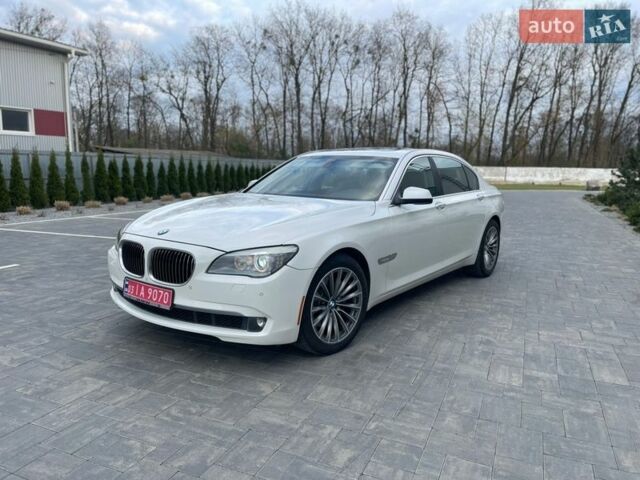 Белый БМВ 7 Серия, объемом двигателя 3 л и пробегом 214 тыс. км за 12700 $, фото 27 на Automoto.ua