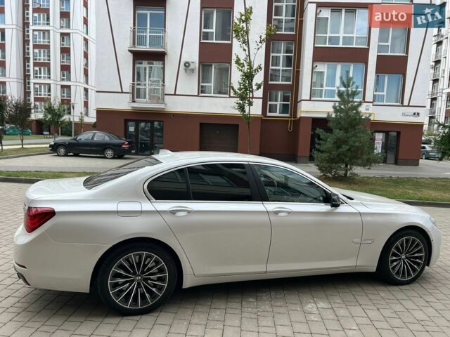 Белый БМВ 7 Серия, объемом двигателя 3 л и пробегом 233 тыс. км за 20000 $, фото 33 на Automoto.ua