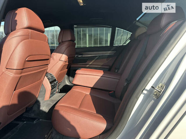 Білий БМВ 7 Серія, об'ємом двигуна 2.99 л та пробігом 299 тис. км за 19999 $, фото 45 на Automoto.ua