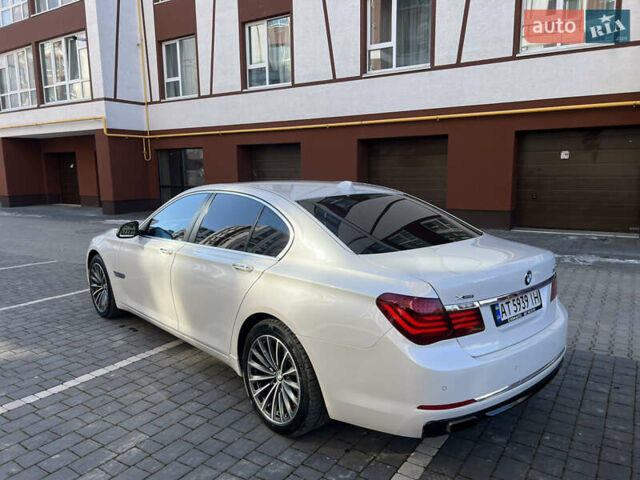 Белый БМВ 7 Серия, объемом двигателя 3 л и пробегом 232 тыс. км за 21000 $, фото 24 на Automoto.ua