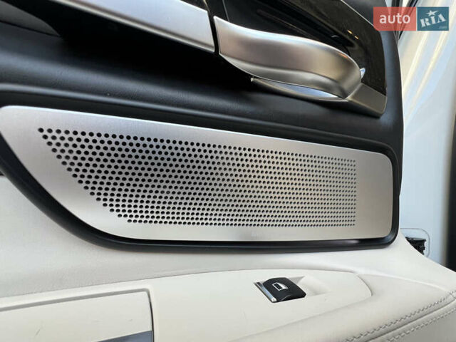 Белый БМВ 7 Серия, объемом двигателя 3 л и пробегом 230 тыс. км за 21400 $, фото 61 на Automoto.ua
