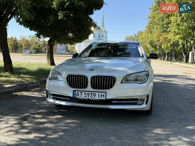 Белый БМВ 7 Серия, объемом двигателя 2.99 л и пробегом 227 тыс. км за 23900 $, фото 2 на Automoto.ua