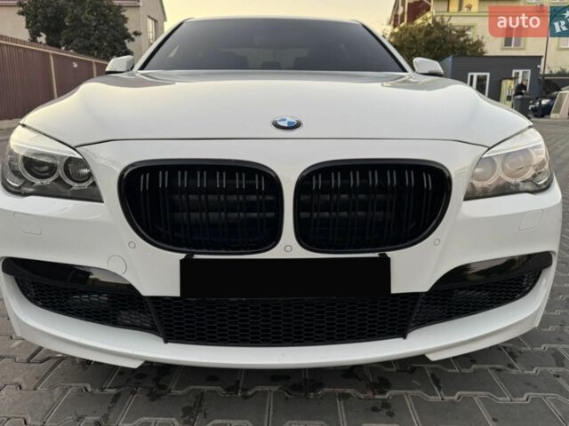 Белый БМВ 7 Серия, объемом двигателя 2.98 л и пробегом 126 тыс. км за 16000 $, фото 2 на Automoto.ua