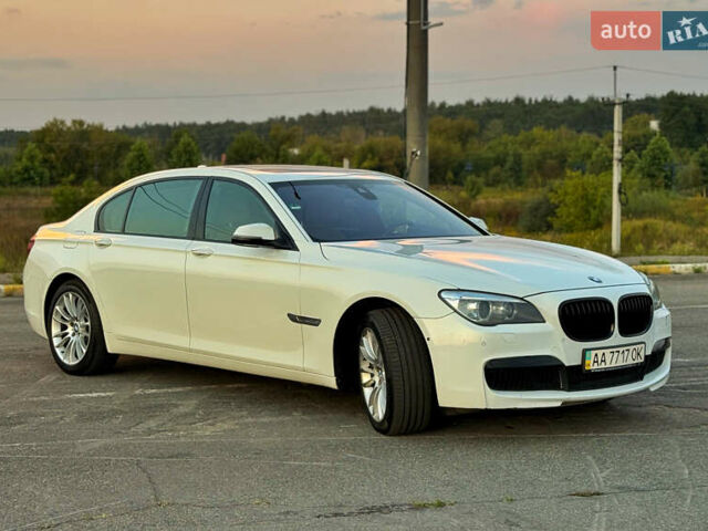 Белый БМВ 7 Серия, объемом двигателя 2.98 л и пробегом 190 тыс. км за 17500 $, фото 2 на Automoto.ua