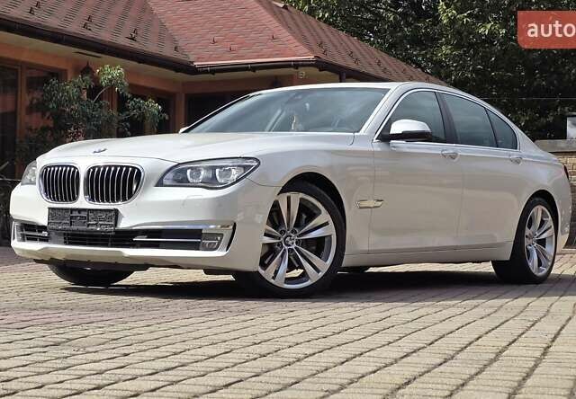 Белый БМВ 7 Серия, объемом двигателя 3 л и пробегом 240 тыс. км за 26555 $, фото 23 на Automoto.ua