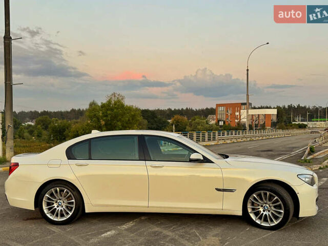 Белый БМВ 7 Серия, объемом двигателя 2.98 л и пробегом 190 тыс. км за 17500 $, фото 3 на Automoto.ua