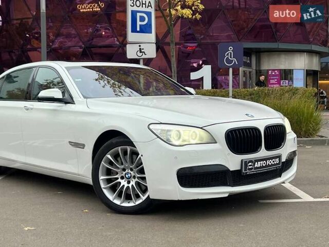 БМВ 7 Серия 2014 в Киеве на Automoto.ua Белый БМВ 7 Серия, объемом двигателя 2.98 л и пробегом 193 тыс. км за 22990 $, фото 3 на Automoto.ua