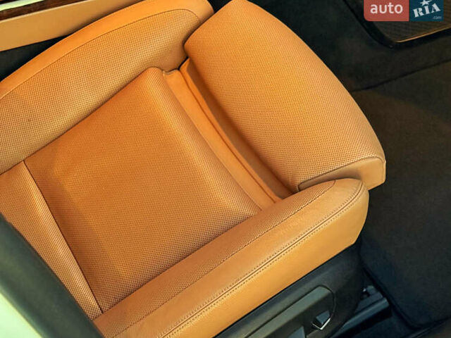 Белый БМВ 7 Серия, объемом двигателя 2.98 л и пробегом 190 тыс. км за 17500 $, фото 32 на Automoto.ua