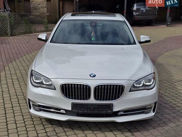 Белый БМВ 7 Серия, объемом двигателя 3 л и пробегом 240 тыс. км за 26555 $, фото 36 на Automoto.ua