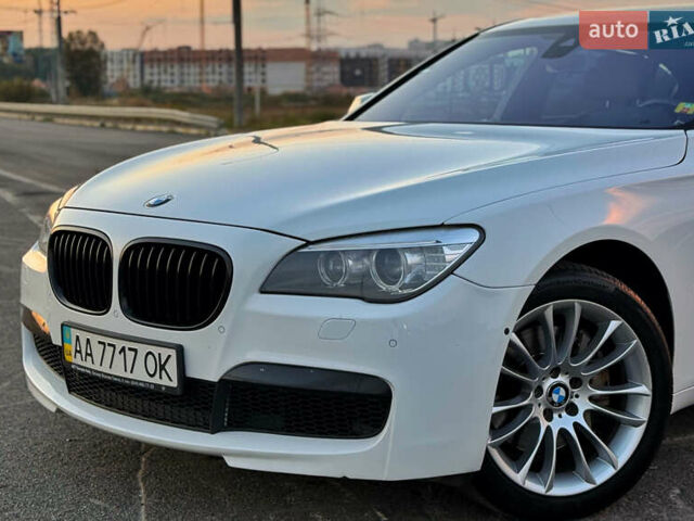 Білий БМВ 7 Серія, об'ємом двигуна 3 л та пробігом 190 тис. км за 24000 $, фото 10 на Automoto.ua