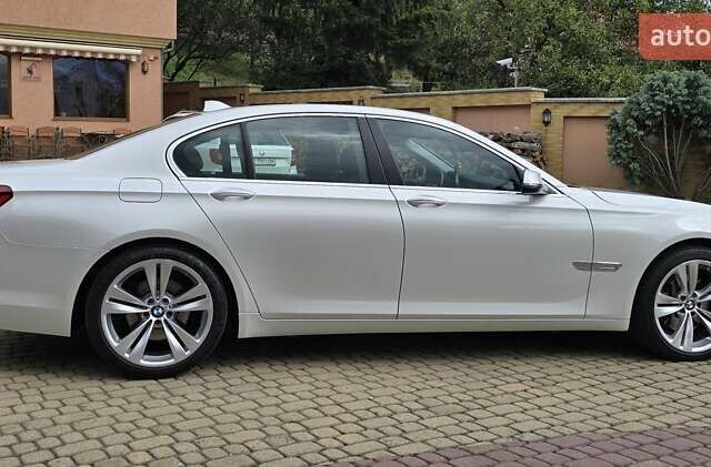 Белый БМВ 7 Серия, объемом двигателя 3 л и пробегом 240 тыс. км за 26555 $, фото 40 на Automoto.ua