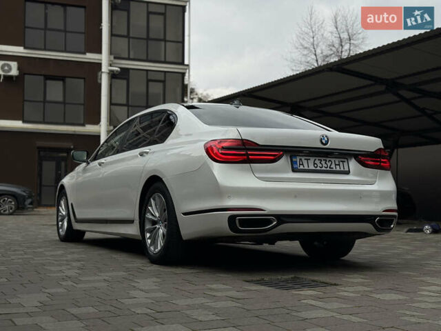 Белый БМВ 7 Серия, объемом двигателя 2.99 л и пробегом 124 тыс. км за 45000 $, фото 21 на Automoto.ua