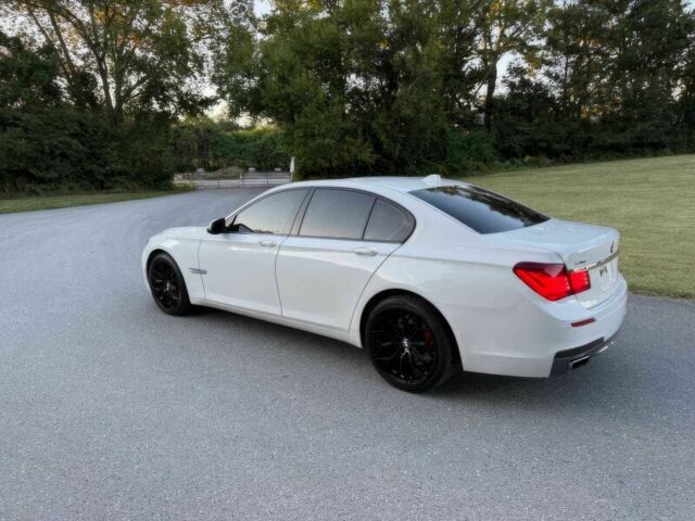 Белый БМВ 7 Серия, объемом двигателя 4.4 л и пробегом 70 тыс. км за 6800 $, фото 5 на Automoto.ua