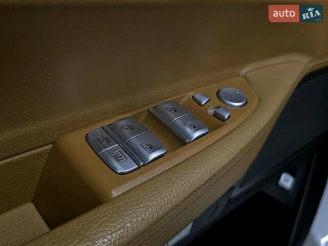 Белый БМВ 7 Серия, объемом двигателя 3 л и пробегом 161 тыс. км за 29979 $, фото 18 на Automoto.ua