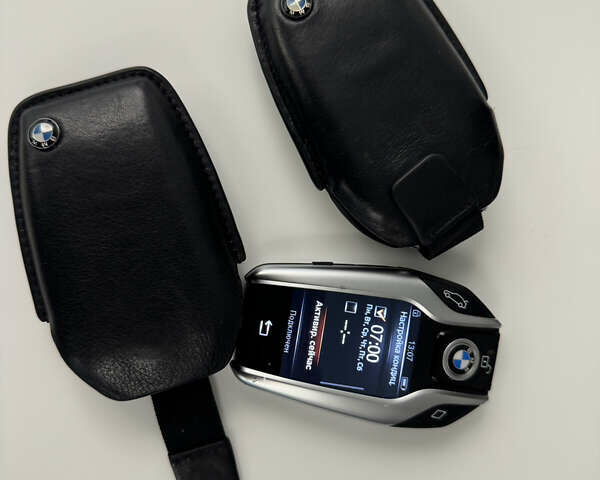 Белый БМВ 7 Серия, объемом двигателя 2.99 л и пробегом 124 тыс. км за 45000 $, фото 39 на Automoto.ua