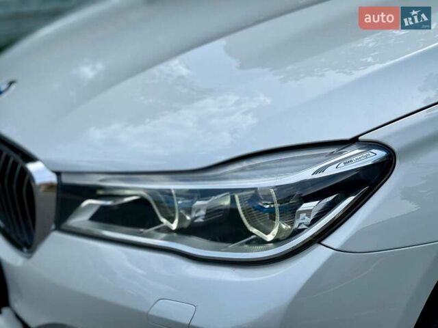 Белый БМВ 7 Серия, объемом двигателя 4.4 л и пробегом 110 тыс. км за 35500 $, фото 5 на Automoto.ua