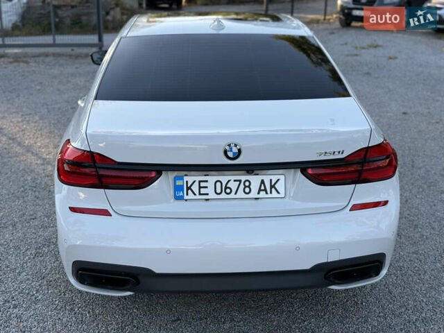 Белый БМВ 7 Серия, объемом двигателя 4.39 л и пробегом 121 тыс. км за 29700 $, фото 10 на Automoto.ua