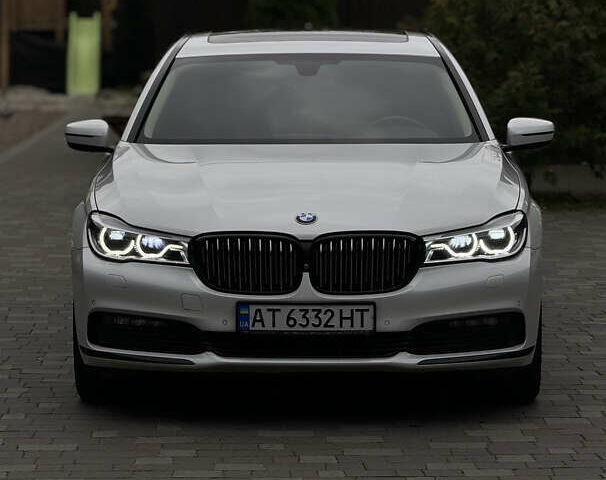 Белый БМВ 7 Серия, объемом двигателя 2.99 л и пробегом 124 тыс. км за 45000 $, фото 16 на Automoto.ua