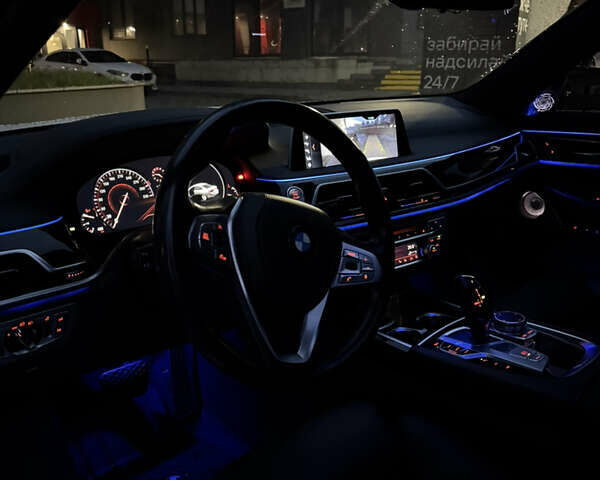 Белый БМВ 7 Серия, объемом двигателя 4.4 л и пробегом 110 тыс. км за 35500 $, фото 10 на Automoto.ua