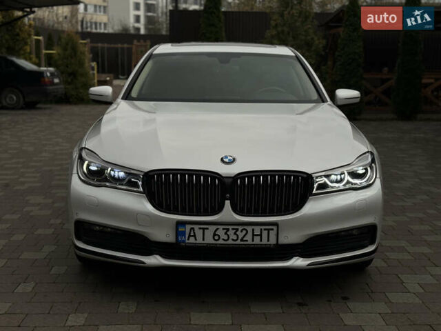 Белый БМВ 7 Серия, объемом двигателя 2.99 л и пробегом 124 тыс. км за 45000 $, фото 4 на Automoto.ua