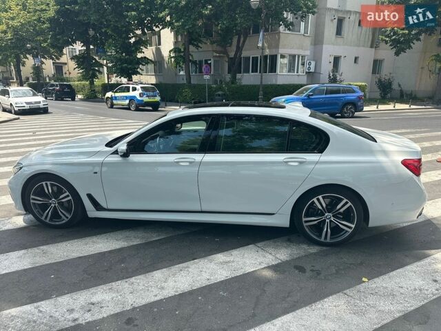 Білий БМВ 7 Серія, об'ємом двигуна 2.98 л та пробігом 170 тис. км за 28000 $, фото 7 на Automoto.ua