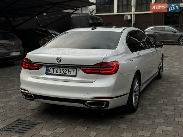 Белый БМВ 7 Серия, объемом двигателя 2.99 л и пробегом 124 тыс. км за 45000 $, фото 25 на Automoto.ua