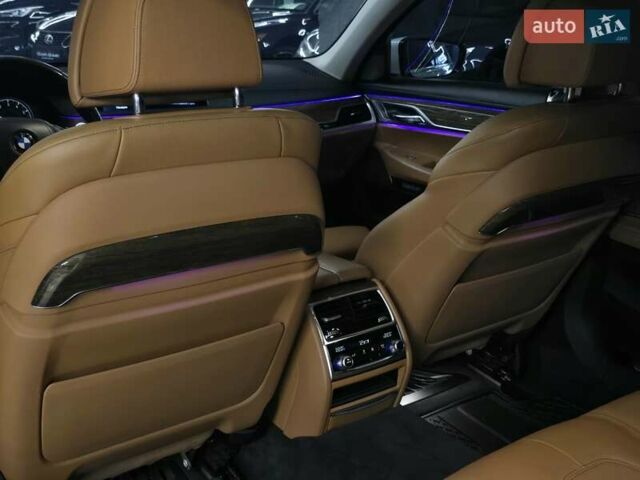 Белый БМВ 7 Серия, объемом двигателя 3 л и пробегом 161 тыс. км за 29979 $, фото 25 на Automoto.ua