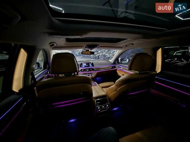 Белый БМВ 7 Серия, объемом двигателя 3 л и пробегом 161 тыс. км за 29979 $, фото 28 на Automoto.ua