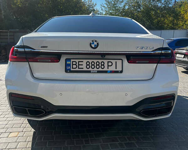 Белый БМВ 7 Серия, объемом двигателя 4.39 л и пробегом 67 тыс. км за 42500 $, фото 9 на Automoto.ua