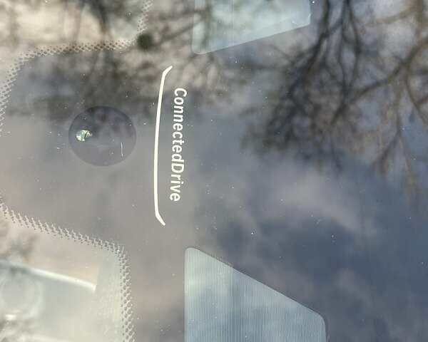 Белый БМВ 7 Серия, объемом двигателя 4.39 л и пробегом 134 тыс. км за 34844 $, фото 11 на Automoto.ua