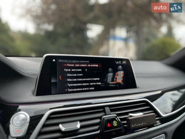 Белый БМВ 7 Серия, объемом двигателя 2.99 л и пробегом 200 тыс. км за 35000 $, фото 67 на Automoto.ua