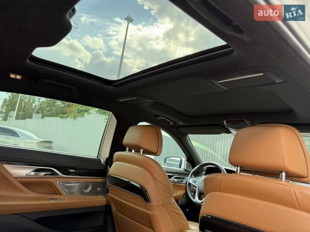 Белый БМВ 7 Серия, объемом двигателя 3 л и пробегом 116 тыс. км за 32500 $, фото 42 на Automoto.ua