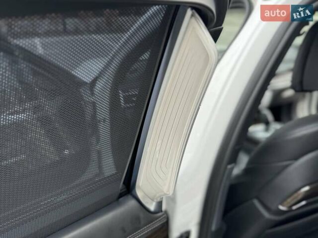Белый БМВ 7 Серия, объемом двигателя 3 л и пробегом 78 тыс. км за 29700 $, фото 70 на Automoto.ua