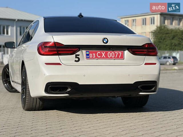 Білий БМВ 7 Серія, об'ємом двигуна 4.39 л та пробігом 120 тис. км за 35900 $, фото 11 на Automoto.ua