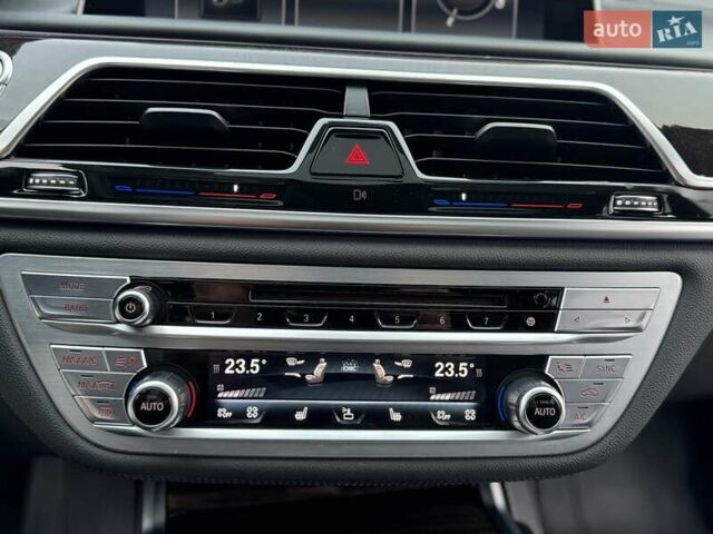 Белый БМВ 7 Серия, объемом двигателя 3 л и пробегом 78 тыс. км за 29700 $, фото 85 на Automoto.ua