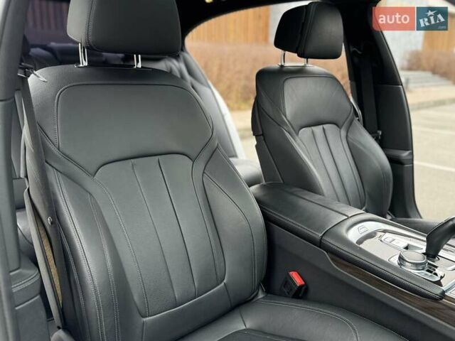 Белый БМВ 7 Серия, объемом двигателя 3 л и пробегом 78 тыс. км за 29700 $, фото 77 на Automoto.ua