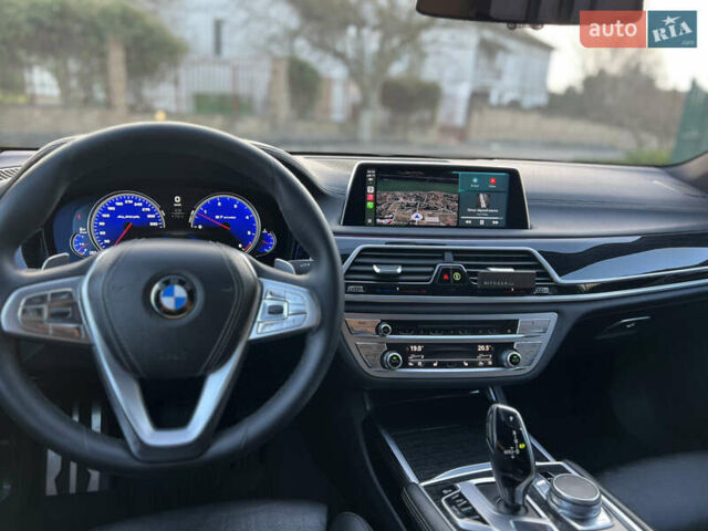 Белый БМВ 7 Серия, объемом двигателя 2.99 л и пробегом 200 тыс. км за 35000 $, фото 39 на Automoto.ua