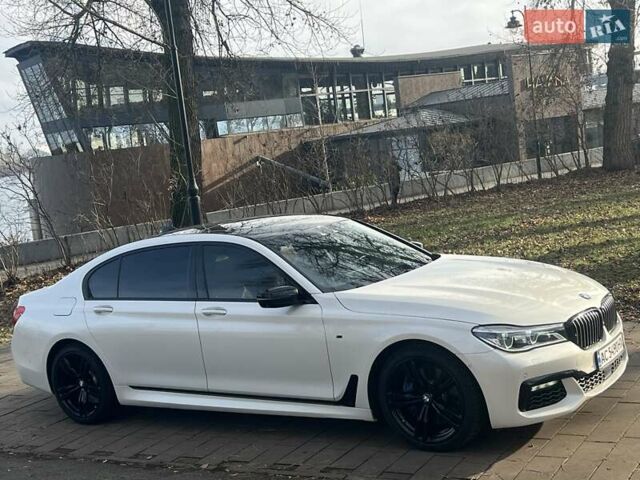 Белый БМВ 7 Серия, объемом двигателя 4.39 л и пробегом 134 тыс. км за 34844 $, фото 66 на Automoto.ua