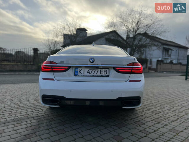 Белый БМВ 7 Серия, объемом двигателя 2.99 л и пробегом 200 тыс. км за 35000 $, фото 8 на Automoto.ua