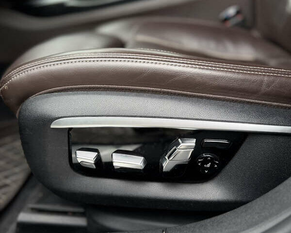 Белый БМВ 7 Серия, объемом двигателя 2.99 л и пробегом 176 тыс. км за 40000 $, фото 16 на Automoto.ua